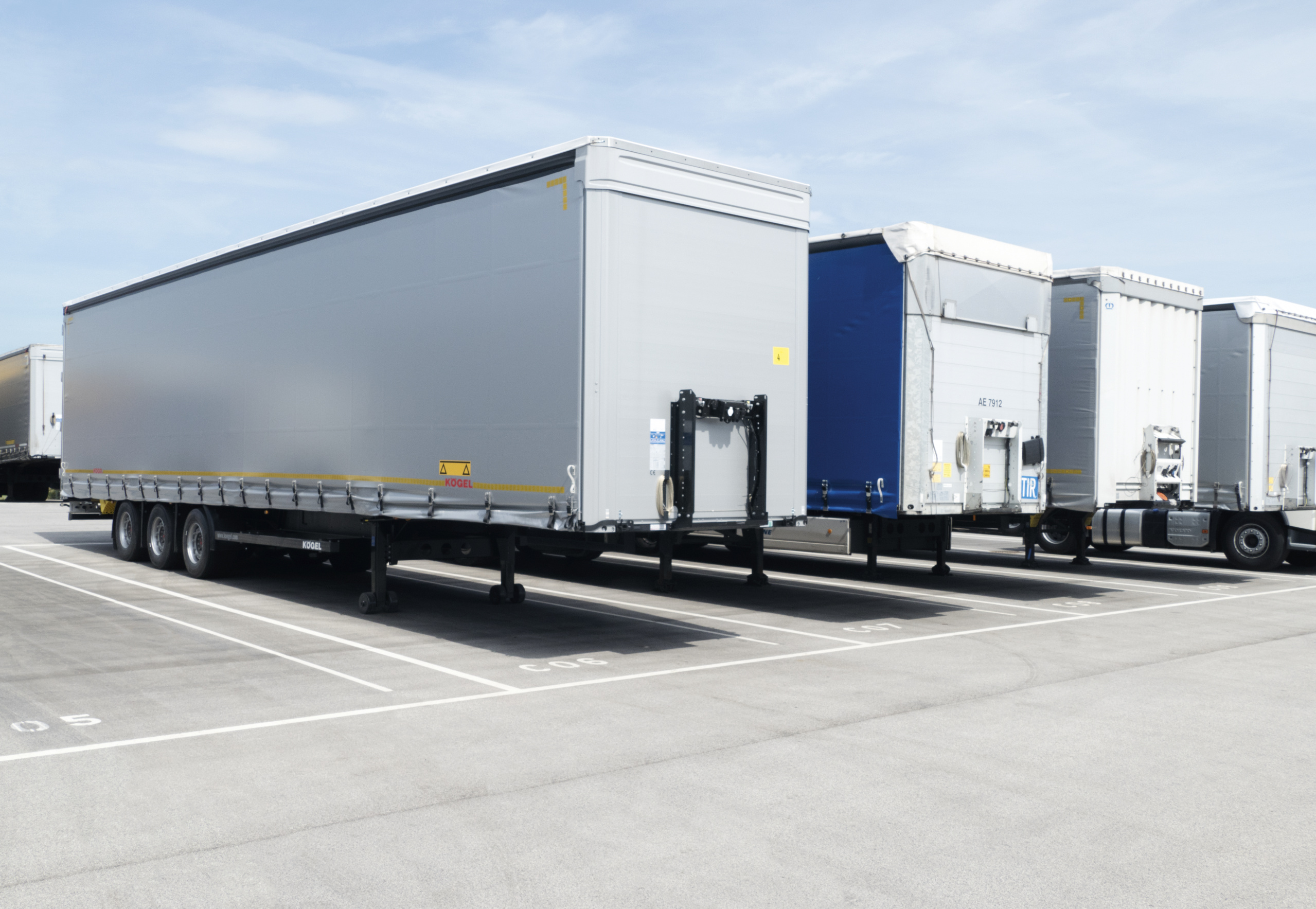 Mega Trailer Neu Und Gebraucht WALTER LEASING AT Mega Trailer Neu Und Gebraucht WALTER LEASING AT